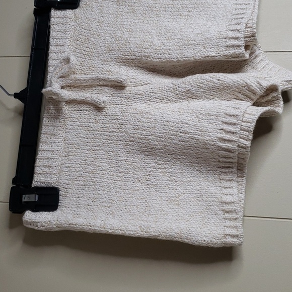 GB Girls Wrap Party Ivory Sweater Shorts - Picture 3 of 4